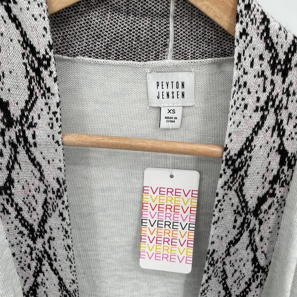 EVEREVE NWT Peyton Jensen Jayda Gray Duster Cardigan with Snake Trim // XS - Picture 9 of 14